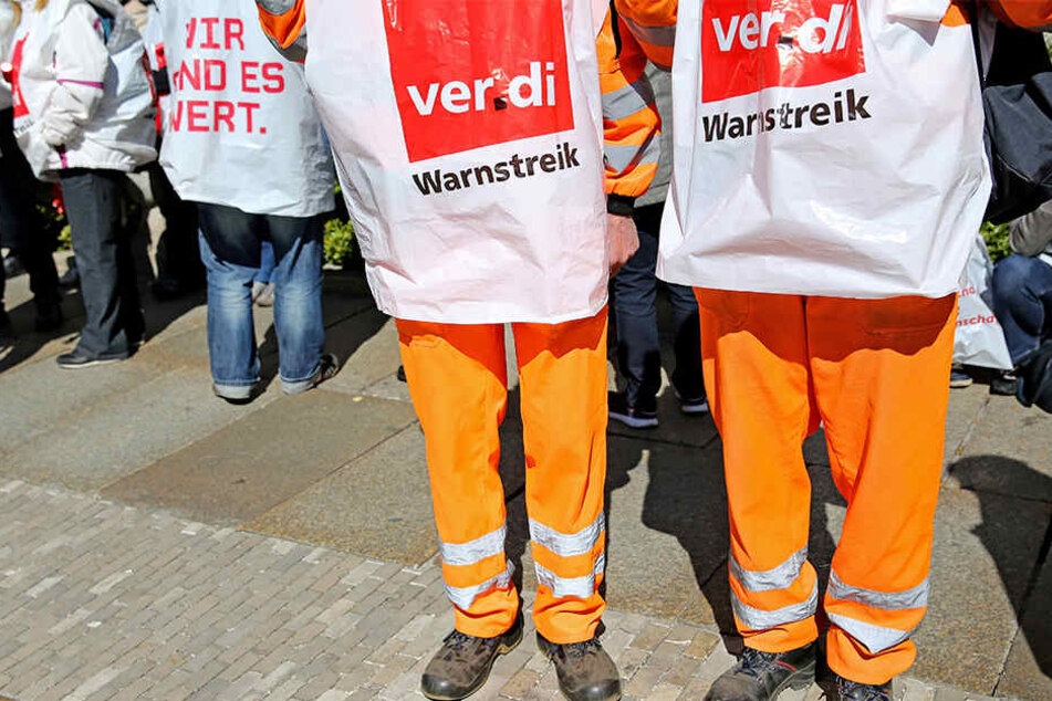 Die Gewerkschaft Verdi rief die Beschäftigten der Stadtreinigung Leipzig am Samstag zum Warnstreik auf.