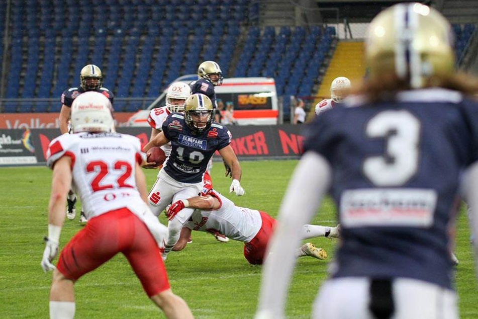Quarterback Garret Safron wurde immer hart attackiert, kam überhaupt nicht zum Zug.
