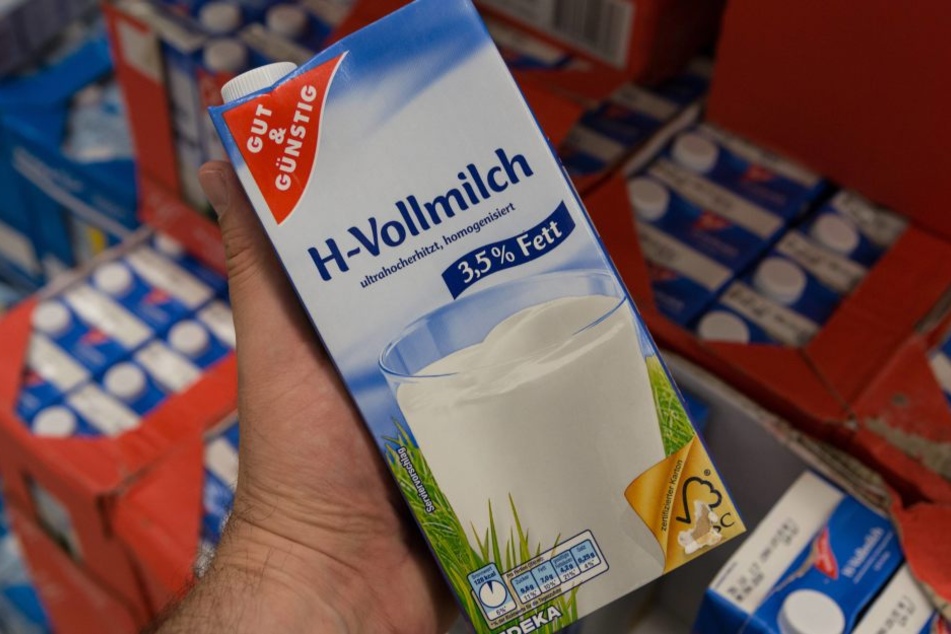 Der Milch-Produzent Hochwald ruft in riesigen Mengen H-Milch zurück.