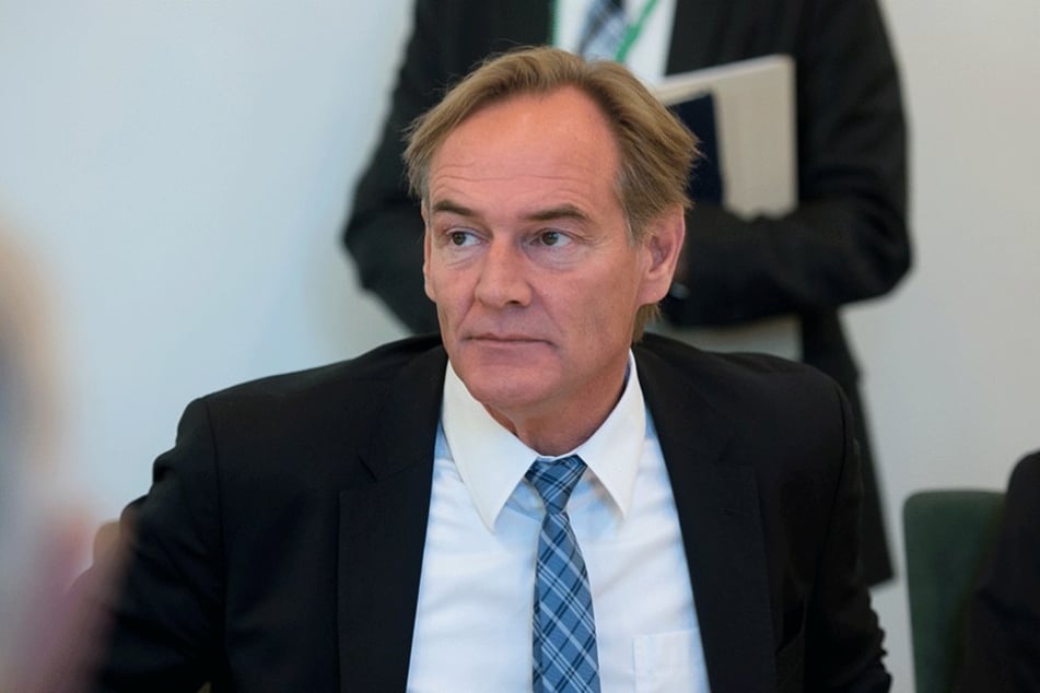 Leipzigs OB Burhard Jung macht Druck auf den Eigentümer des Uniriesen.