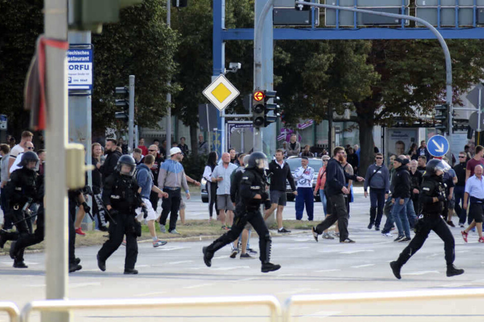 Nach der tödlichen Messerattacke Ende August in Chemnitz war es zu Protestkundgebungen und ausländerfeindlichen Übergriffen gekommen.