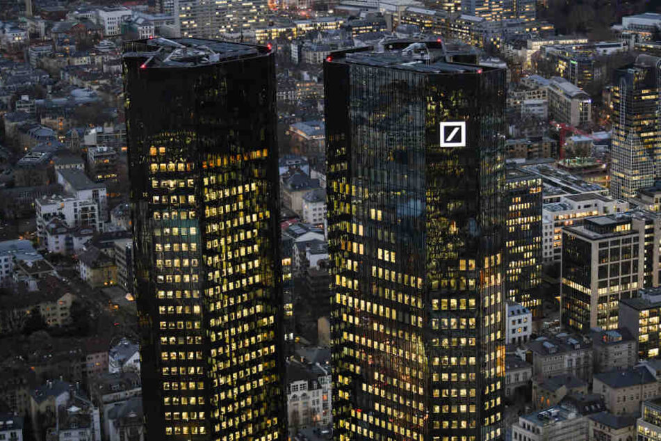 Die Deutsche Bank muss einen schwerwiegenden Verlust verkraften. (Symbolbild)