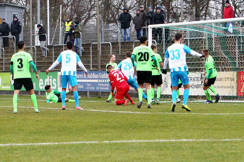 Der Ausgleich: Niklas Hoheneder trifft zum 1:1.