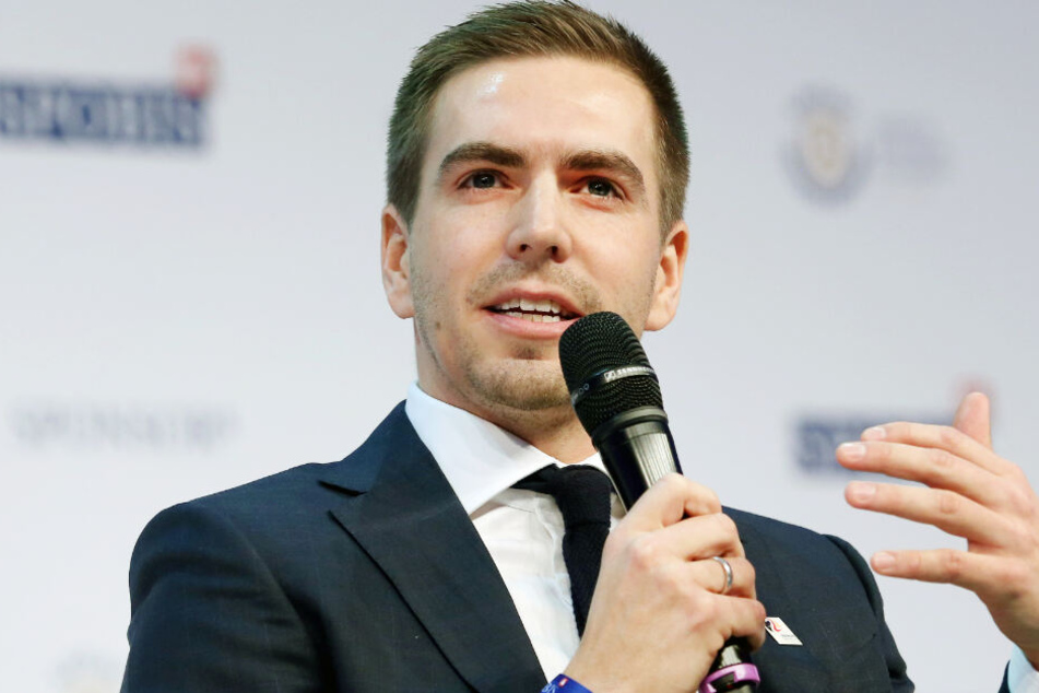 Philipp Lahm hat sich zum möglichen Bayern-Engagement von Oliver Kahn geäußert.
