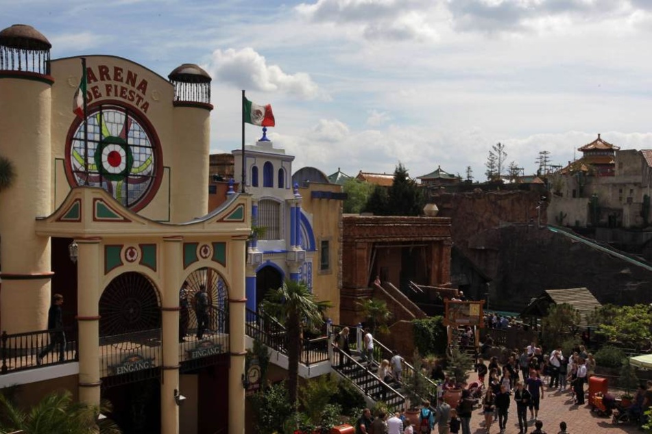 Im Phantasialand ist ein Mann tödlich verunglückt. (Symbolbild)
