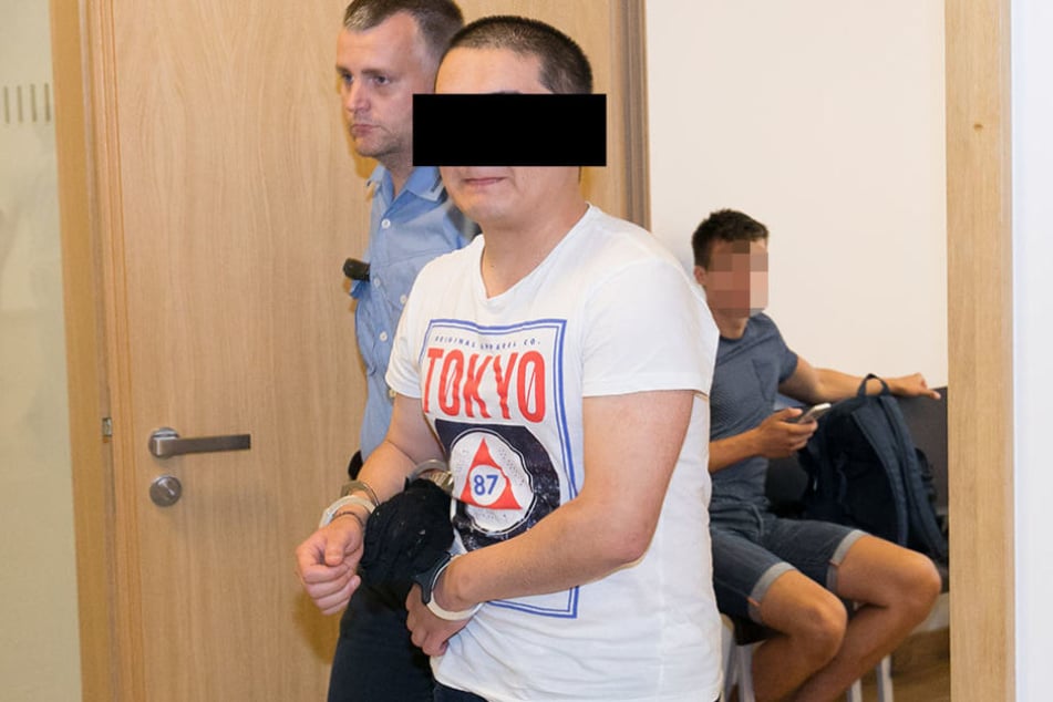 Kamalludin M. (20) musste sich wegen sexueller Nötigung und anderer
Straftaten vor Gericht verantworten.