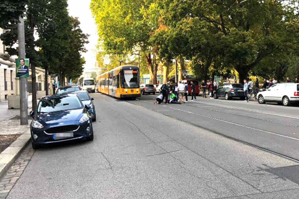 Die Straßenbahn-Linien 4 und 11 fahren Umleitung über Schweriner Straße und Bahnof Mitte.