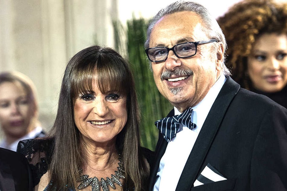 Christine Stumph (68) mit ihrem Ehemann Wolfgang Stumph (72) - die Glückspilze des Abends.