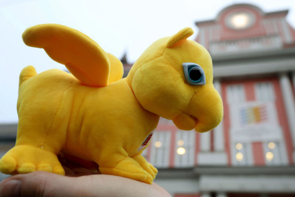 Das Rostocker Kuscheltier "Greif" wurde an Babys verschenkt.