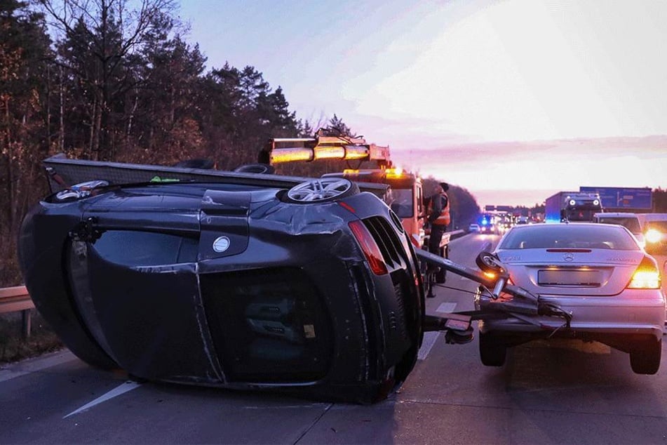 Der Audi R8 kippte auf die Seite.