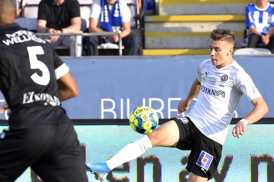 Jake Larsson (20, rechts) könnte eine Verstärkung für das lahmende Dresdner Offensivspiel sein.