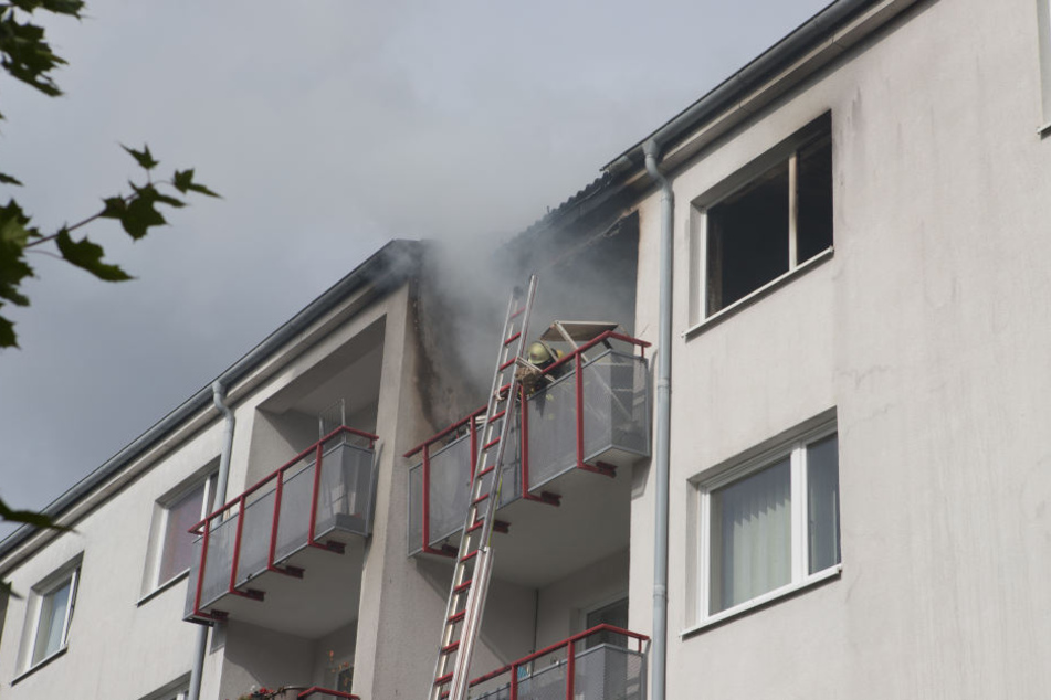 Die Wohnung des 28-Jährigen stand zwischenzeitlich in Flammen.