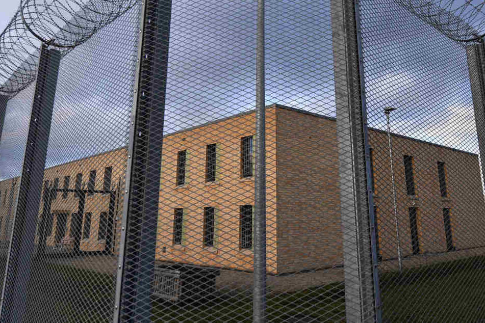 In der JSA Ichterhausen bei Arnstadt soll es zu den Körperverletzungen gekommen sein.