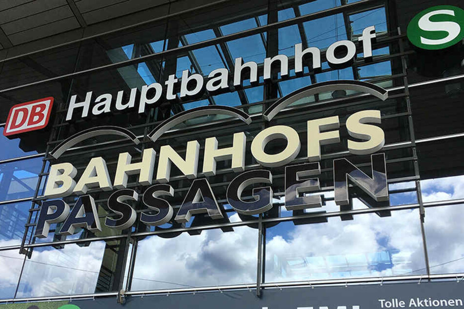 Dreh- und Angelpunkt der brandenburgischen Landeshauptstadt: der Hauptbahnhof mit seiner integrierten Shopping-Passage.