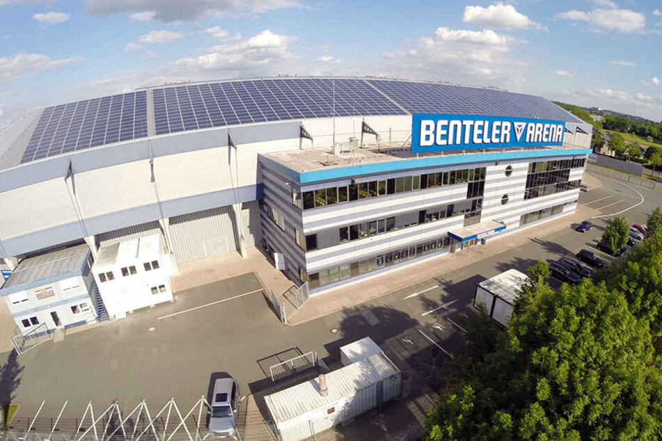 Die Benteler-Arena wäre bei einem Abstieg als Heimspielstätte des SCP fraglich.