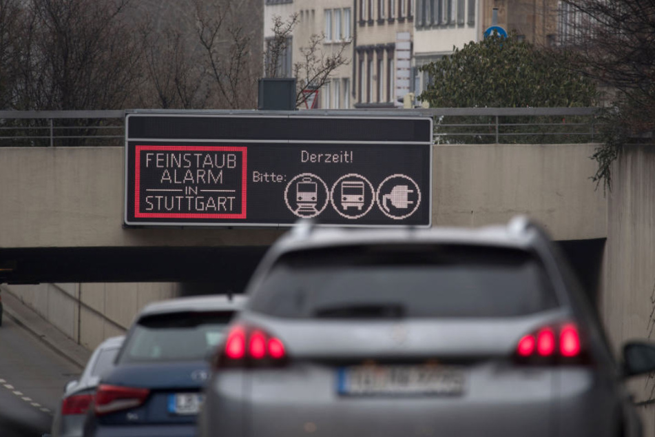 Das könnte den Autofahrern bald wieder blühen. (Archiv)