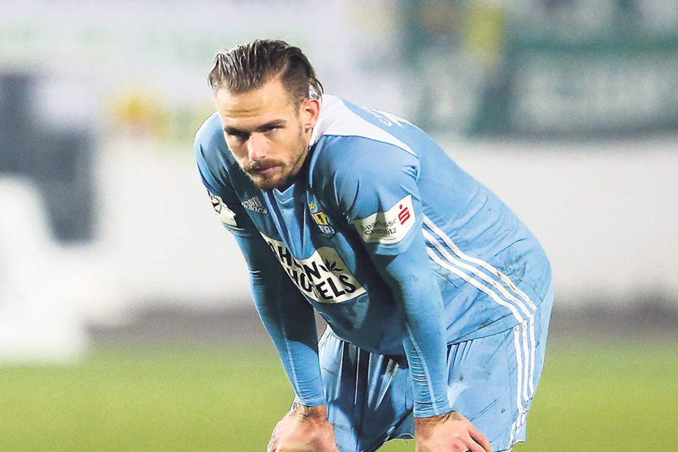 Nach dem 0:1 in
Münster musste
auch der enttäuschte
Maurice Trapp tief durchatmen.