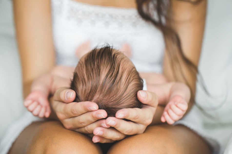 Frauen bekommen durchschnittlich immer mehr Kinder. (Symbolbild)