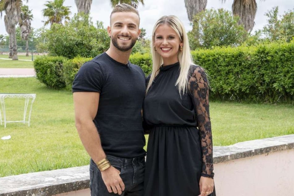 Auch Stephanie Schmitz (24) und Julian Evangelos (24) nahmen an der RTL-Show teil.
