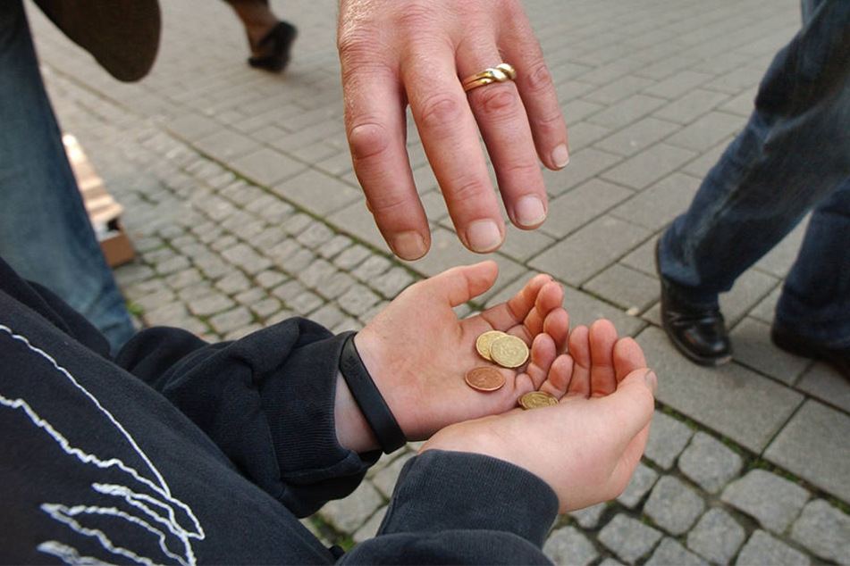 Ist aggressives Betteln auf Herfords Straßen bald nicht mehr erlaubt?
