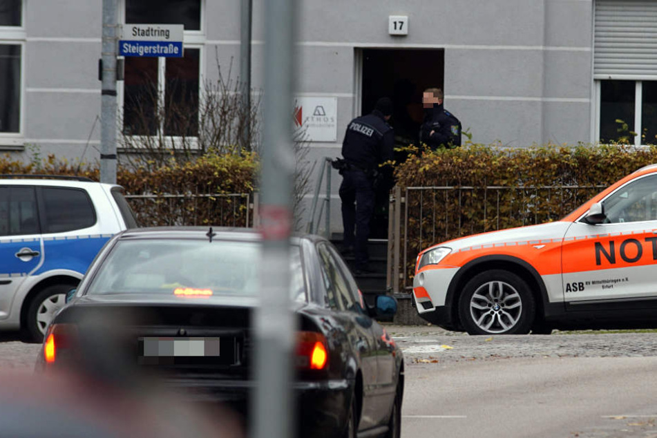 Der Notarzt konnte nur noch den Tod der Person feststellen.