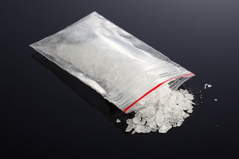 Die Herstellung von Crystal erfolgt im Labor.