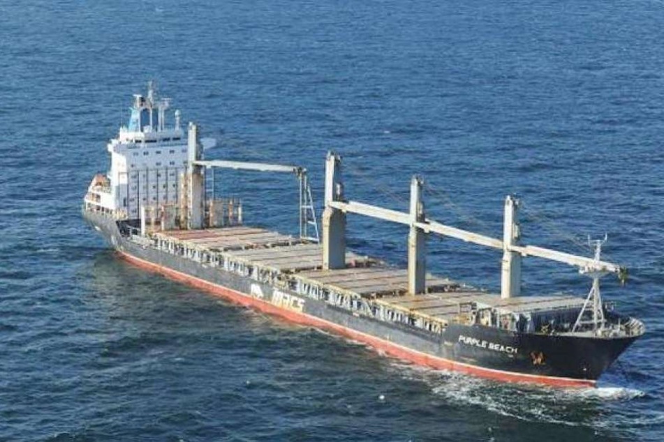 Der Chemie-Tanker ist auf Grund gelaufen und könnte ein Leck haben. (Symbolbild)
