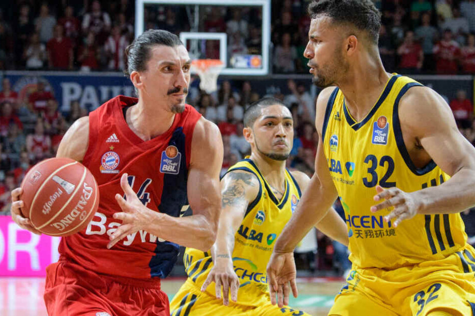 Nihad Djedovic (l.) und der FC Bayern wollen unbedingt den zweiten Sieg.