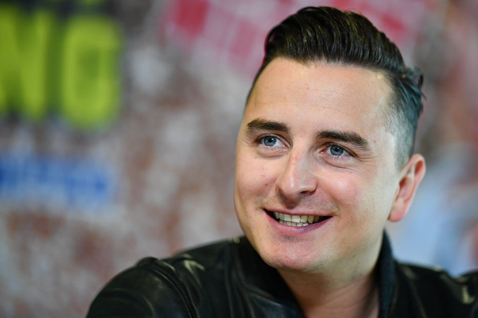 Andreas Gabalier muss sich auf Facebook mit einem Betrüger herumärgern.