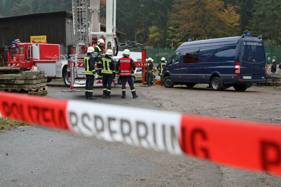 Am Donnerstag entdeckten Spaziergänger in Schmiedeberg die Leiche eines Mannes.
