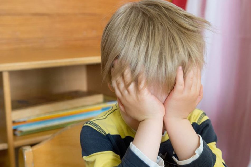 Der zweijährige Lukas wurde einfach in einem Bautzner Cafe vergessen. Zum Glück fand die Polizei ihn, bevor etwas schlimmes passieren konnte.