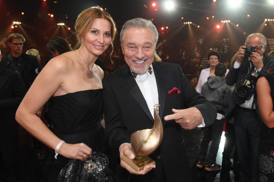 Karel Gott 2017 bei der Verleihung der Goldenen Henne in Leipzig mit seiner Frau Ivana (42).