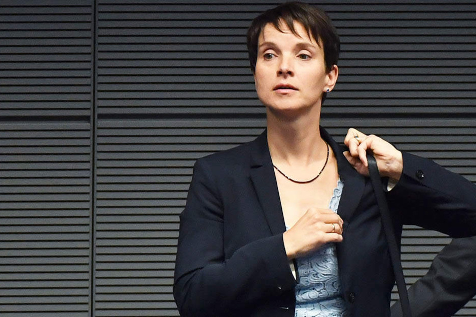 Frauke Petry benötigt Polizeischutz, seitdem sie die AfD verlassen hat.