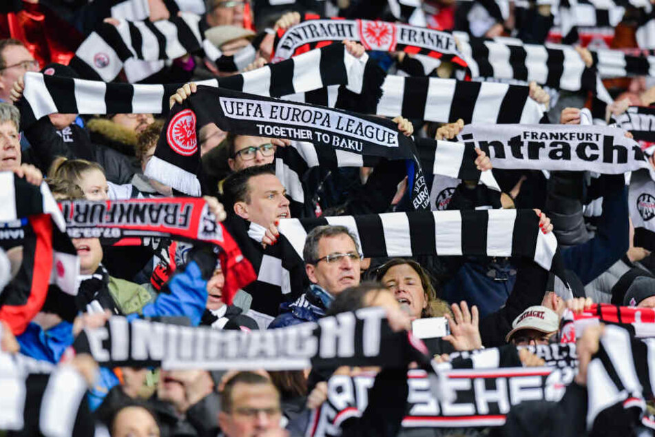 Die Fans der Eintracht sind alles andere als angetan von der Ansetzung der Partie bei Fortuna Düsseldorf.