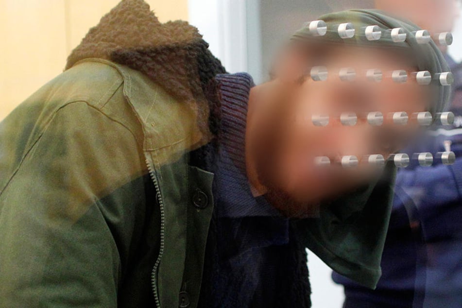 Die Bundesanwaltschaft wirft ihm unter anderem vor, sich an Kampfeinsätzen und Grenzkontrollen beteiligt zu haben.