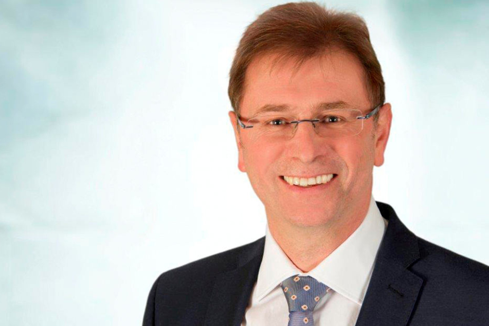 Oberbürgermeister André Raphael (55) will den Verkehr in Crimmitschau (hier: Mannichswalder Platz) kontrollieren.