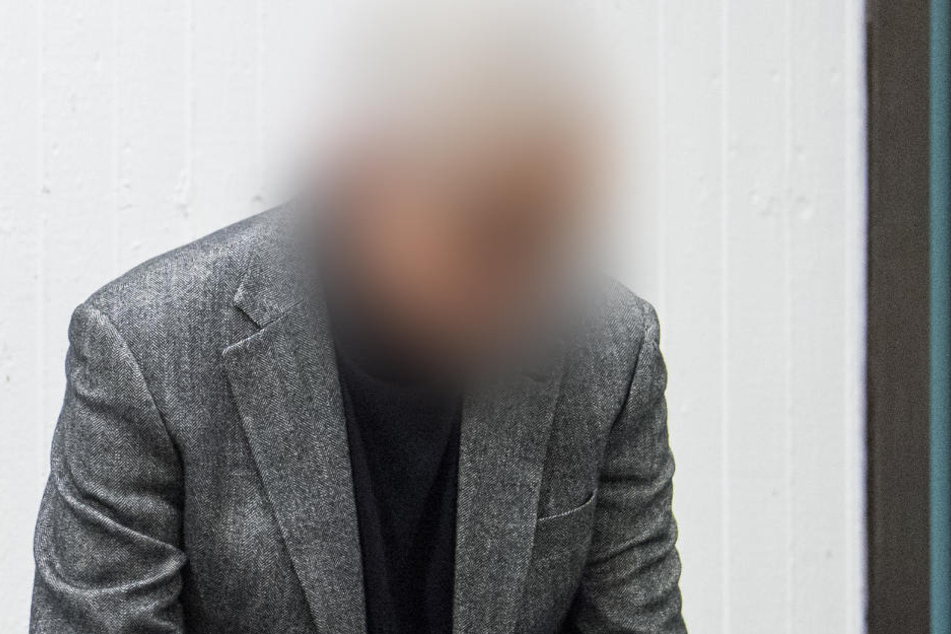Der Angeklagte habe auch das Geld aus mit Münzgeld betriebenen Waschautomaten von Obdachlosen gestohlen. (Archivbild)