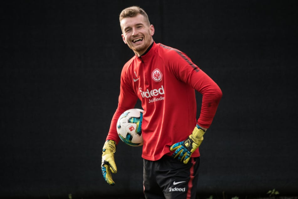 Hat zur Zeit nicht viele Gründe zum Lachen: Eintracht-Keeper Lukas Hradecky (28).