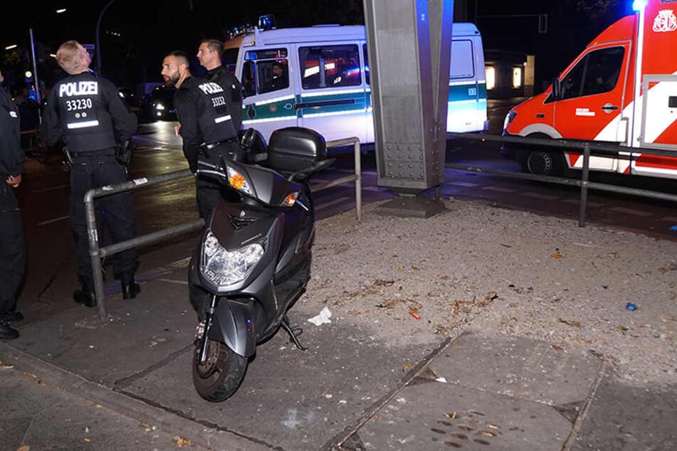 Die Polizei ermittelt nun, um wem es sich bei der Unfallverursacherin genau handelt.
