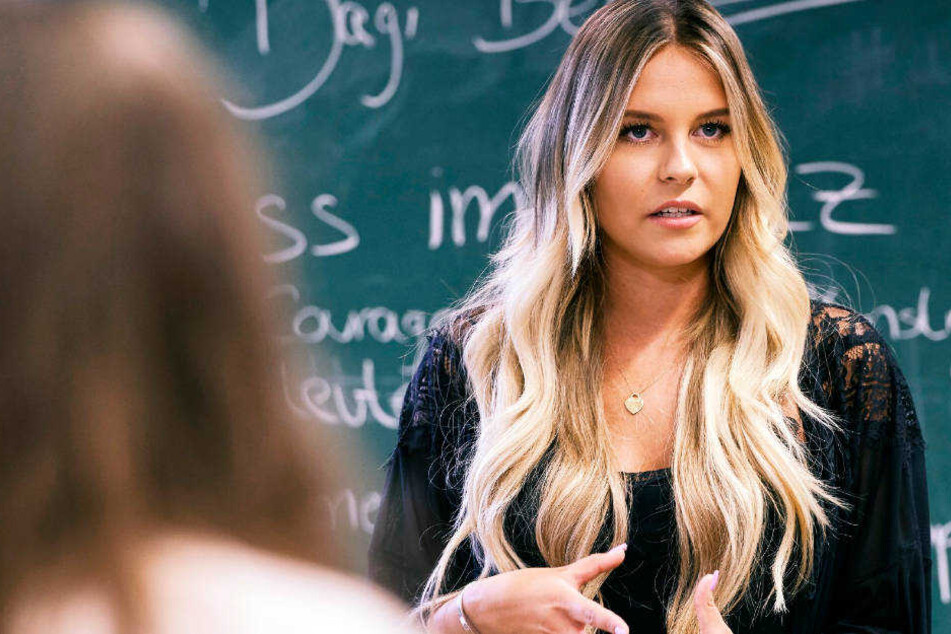 Dagi Bee wurde in der Schule von einer Lehrerin gemobbt.