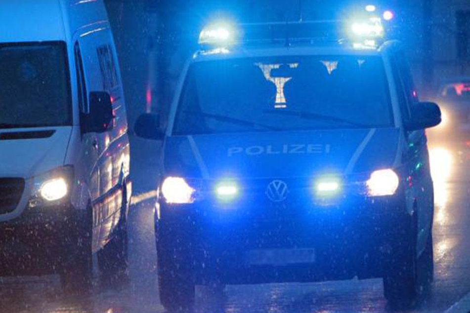 Als die Beamten am Tatort eintrafen, waren die Männer bereits verschwunden.