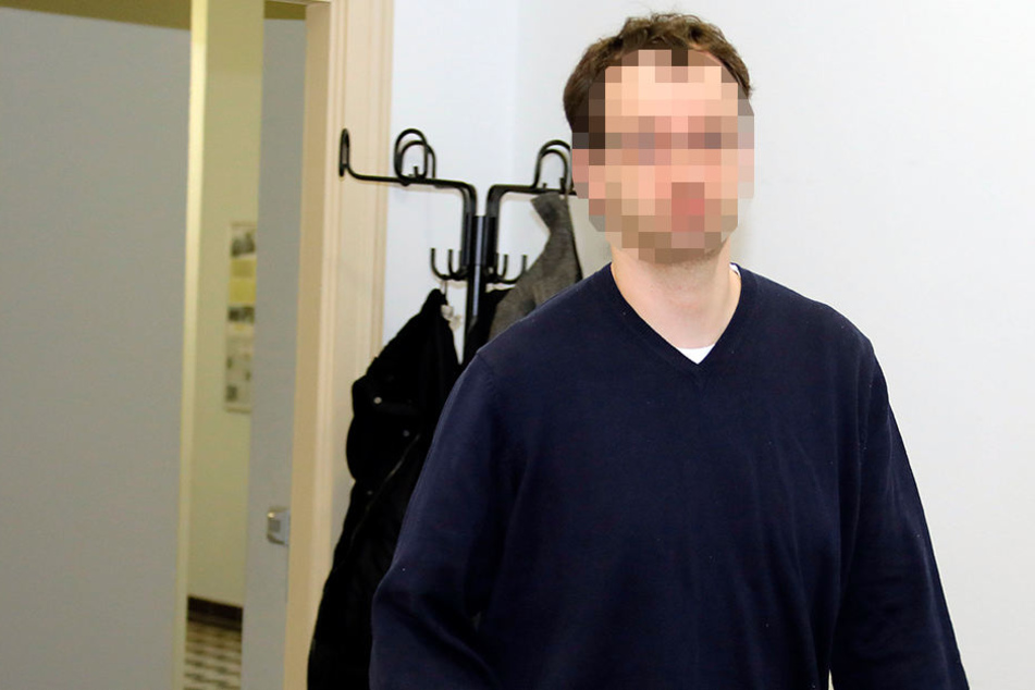 Björn F. (39) kam als verurteilter Betrüger ins Landgericht - und verließ es als freier, unschuldiger Mann.