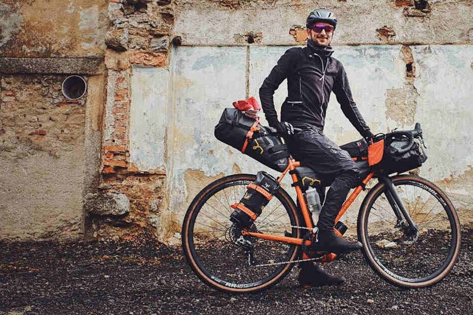 Einmal quer durch den Himalaya: Philipp Markgraf (28) möchte die höchsten Passstraßen dieser Welt bezwingen.
