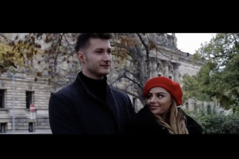 Musikproduzent Richard Teufel (25, l.) und "Leben. Lieben. Leipzig"-Darstellerin Stefanie Morela (27) sind im Video zu "Alles was ich brauche" gemeinsam zu sehen.