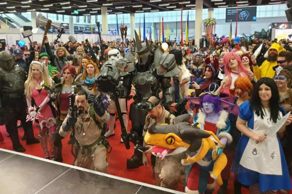 Auf der Gamevention-Messe in Hamburg waren etliche Cosplayer mit dabei.