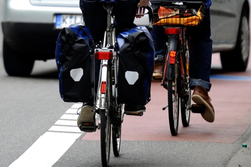 Zwei Fahrradfahrer wurden am Mittwoch von einem betrunkenen Honda-Lenker in Leipzig-Leutzsch verletzt (Symbolbild).