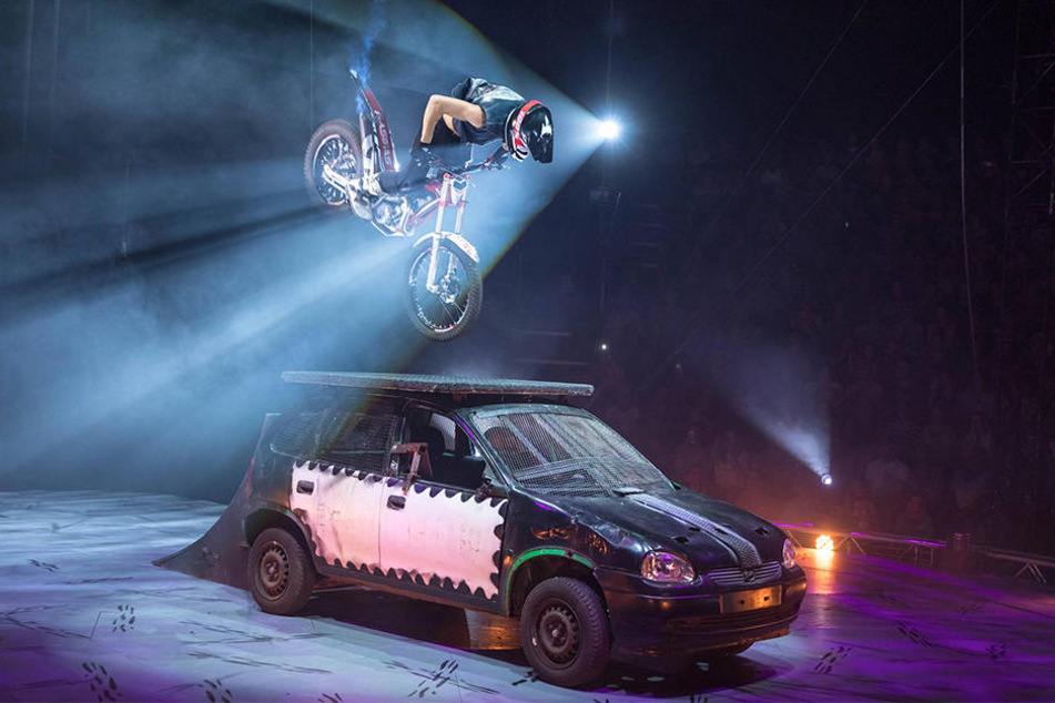 Der Zirkus "Flic Flac" ist für seine atemberaubenden Shows in ganz Deutschland bekannt.