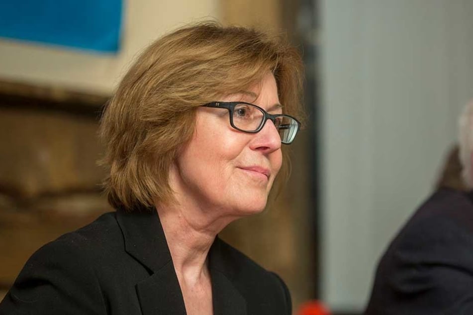 Auf das Haus der AfD-Landtagsabgeordneten Karin Wilke (65) wurde ein Farbanschlag verübt.