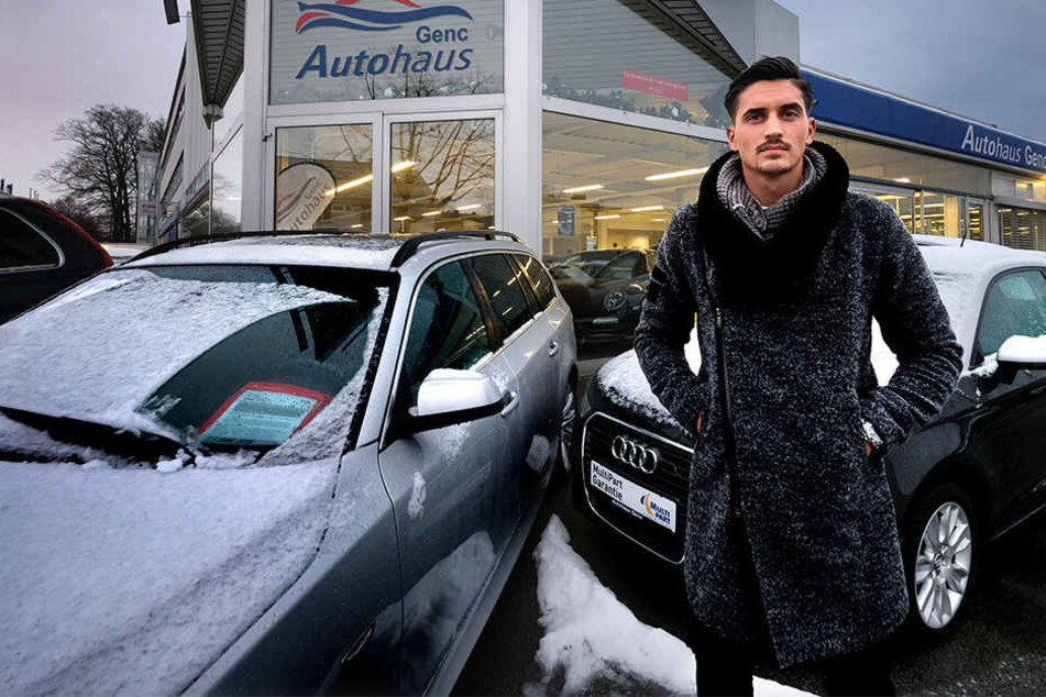 Juniorchef Murat Genc (23) ist entsetzt: Aus seinem Autohaus wurden vier Autos geklaut.