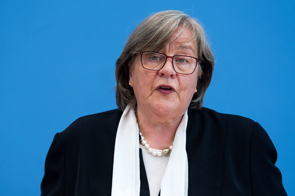 Voßhoff schießt gegen die Verantwortlichen und pocht auf einen sofortigen Abbruch.